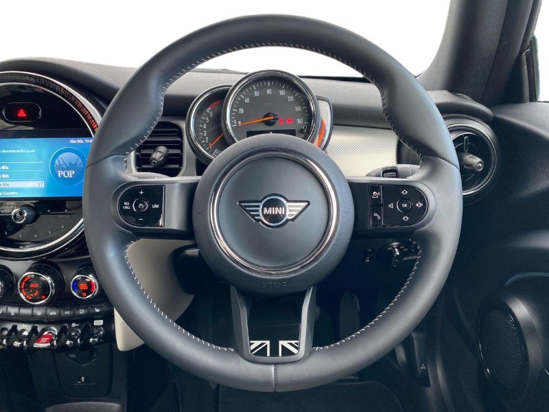 2022 (22) MINI CONVERTIBLE 1.5 Cooper Exclusive 2dr Auto 4872872