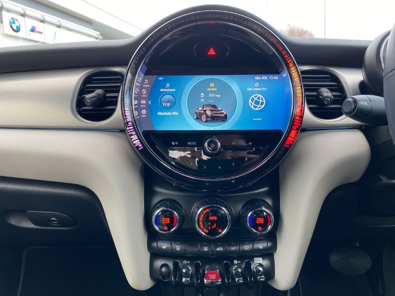 2022 (22) MINI CONVERTIBLE 1.5 Cooper Exclusive 2dr Auto 4872892