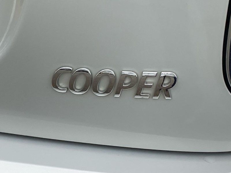 2022 (22) MINI CONVERTIBLE 1.5 Cooper Exclusive 2dr Auto 4872909