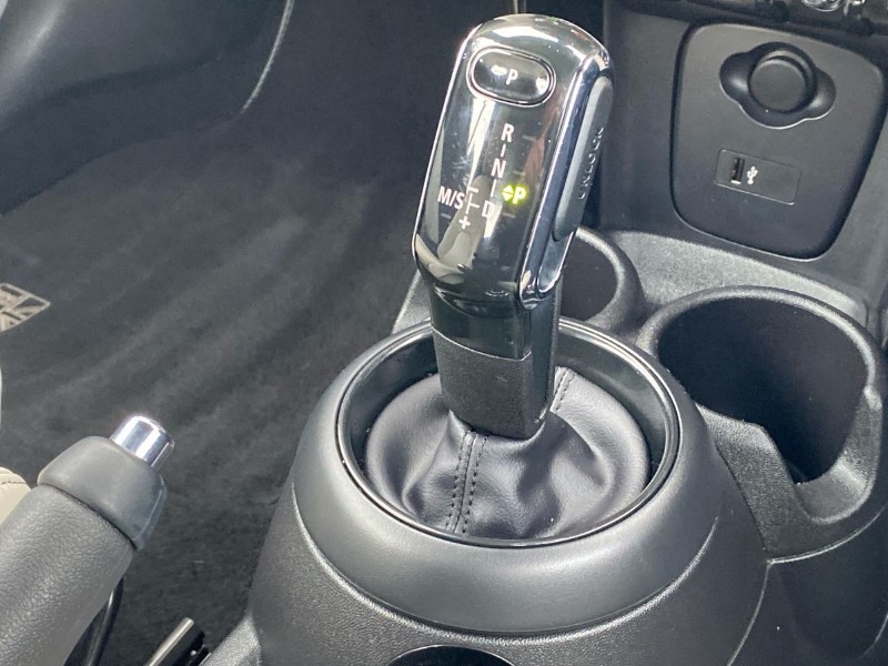 2022 (22) MINI CONVERTIBLE 1.5 Cooper Exclusive 2dr Auto 4872899