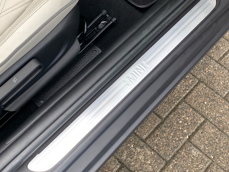 2022 (22) MINI CONVERTIBLE 1.5 Cooper Exclusive 2dr Auto 4872902