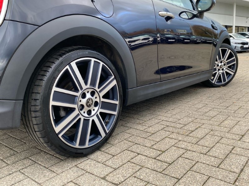 2023 (23) MINI HATCHBACK 1.5 Cooper Exclusive Premium 3dr Auto 4776170