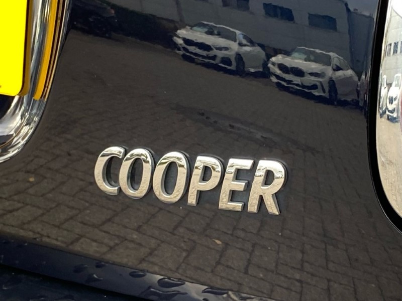 2023 (23) MINI HATCHBACK 1.5 Cooper Exclusive Premium 3dr Auto 4776168