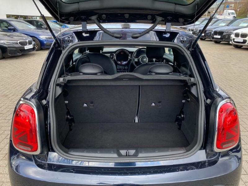 2023 (23) MINI HATCHBACK 1.5 Cooper Exclusive Premium 3dr Auto 4776137