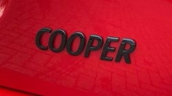 2023 (23) MINI HATCHBACK 1.5 Cooper Sport 3dr Auto 4792536