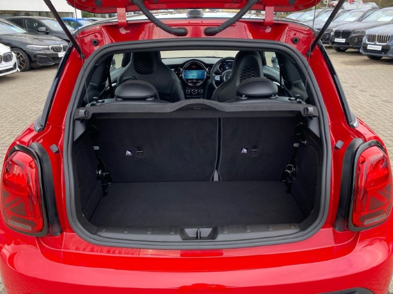 2023 (23) MINI HATCHBACK 1.5 Cooper Sport 3dr Auto 4792505