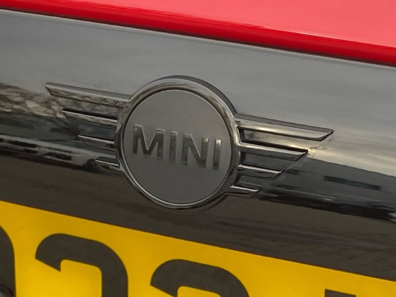 2023 (23) MINI HATCHBACK 1.5 Cooper Sport 3dr Auto 4792535
