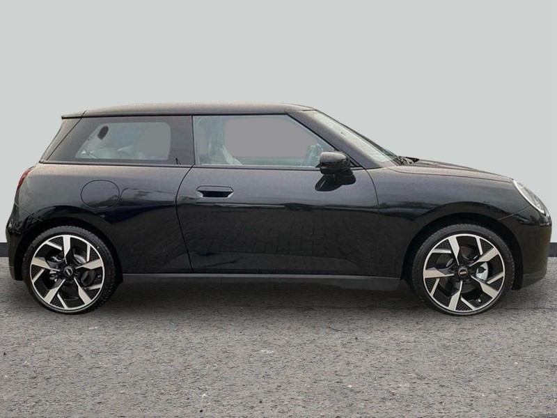 2025 (75) MINI COOPER 160kW SE Exclusive 54kWh 3dr Auto 4872919