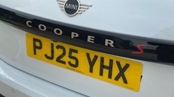 2025 (25) MINI COOPER 2.0 S Exclusive 3dr Auto 4752751