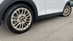 2025 (25) MINI COOPER 2.0 S Exclusive 3dr Auto 4752753