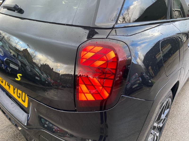 2025 (74) MINI ACEMAN 160kW SE Sport 54kWh 5dr Auto 4752964