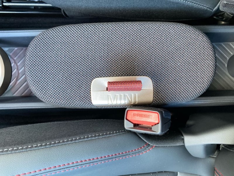 2025 (74) MINI ACEMAN 160kW SE Sport 54kWh 5dr Auto 4752952