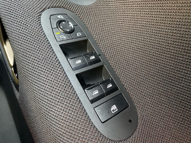 2025 (74) MINI ACEMAN 160kW SE Sport 54kWh 5dr Auto 4752938