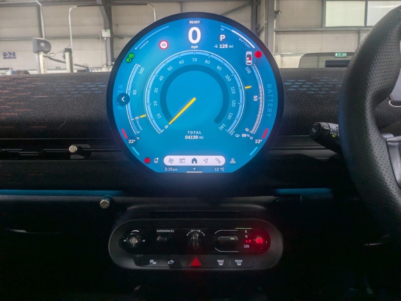 2025 (74) MINI ACEMAN 160kW SE Sport 54kWh 5dr Auto 4764441