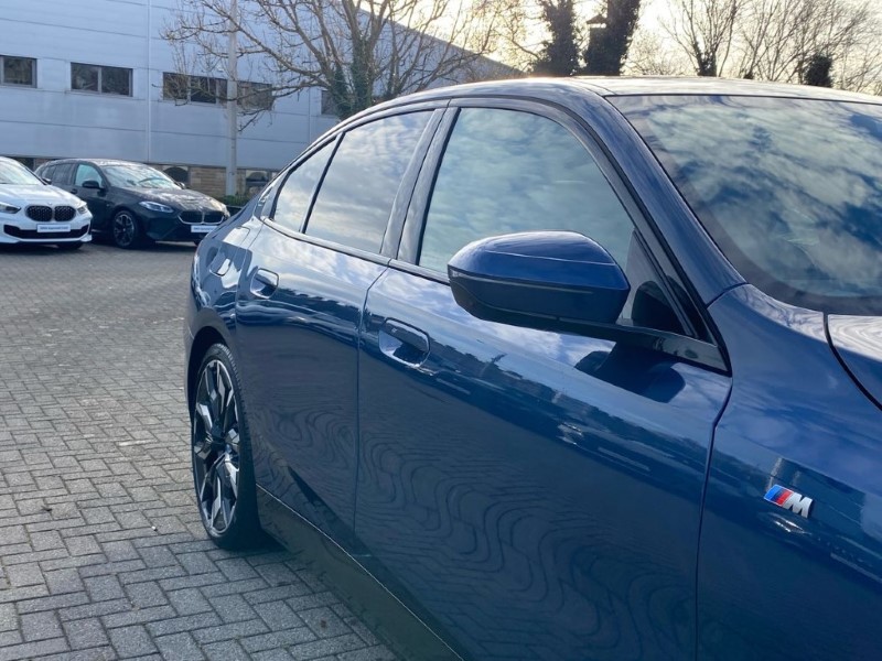 2025 (25) BMW I5 250kW eDrive40 M Sport 84kWh 4dr Auto 4814722