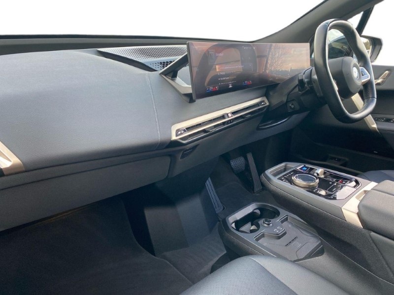 2022 (72) BMW iX 240kW xDrive40 M Sport 76.6kWh 5dr Auto 4845428