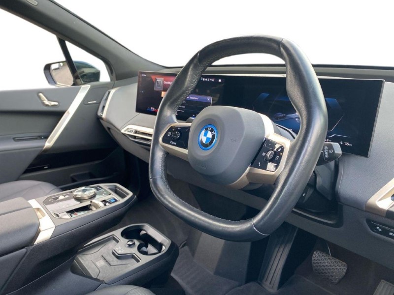 2022 (72) BMW iX 240kW xDrive40 M Sport 76.6kWh 5dr Auto 4845427
