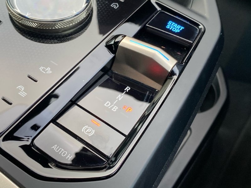 2022 (72) BMW iX 240kW xDrive40 M Sport 76.6kWh 5dr Auto 4845455