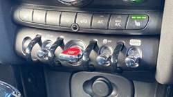 2022 (72) MINI HATCHBACK 1.5 Cooper Classic 3dr Auto 4805370