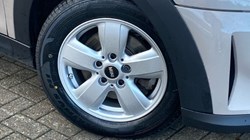 2022 (72) MINI HATCHBACK 1.5 Cooper Classic 3dr Auto 4872261