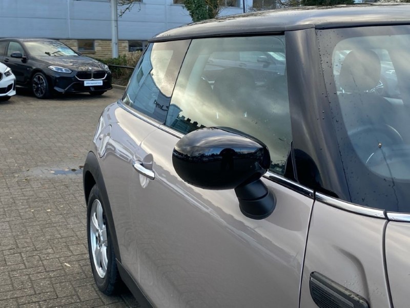 2022 (72) MINI HATCHBACK 1.5 Cooper Classic 3dr Auto 4872267