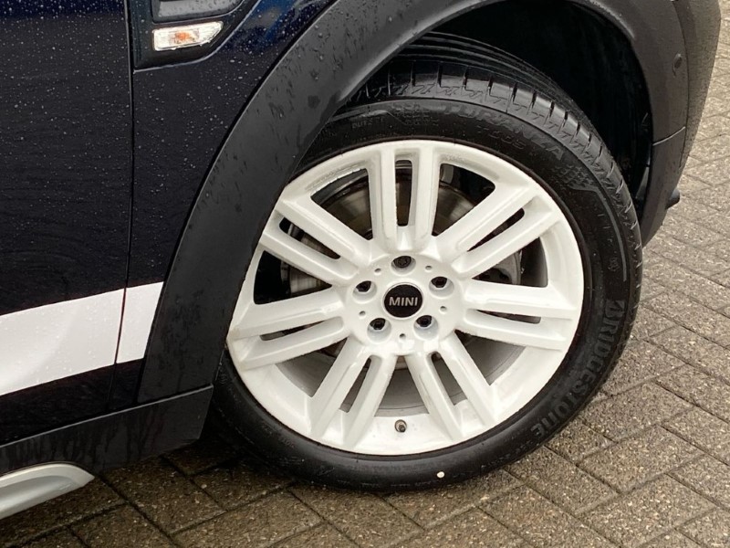 2022 (72) MINI COUNTRYMAN 1.5 Cooper Exclusive 5dr Auto 4883855