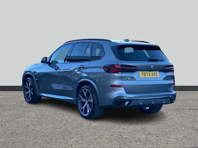 2024 (74) BMW X5 xDrive30d MHT M Sport 5dr Auto