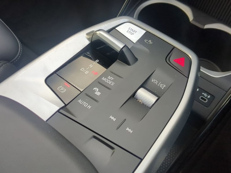 2023 (73) BMW iX1 230kW xDrive30 xLine 65kWh 5dr Auto 4866133