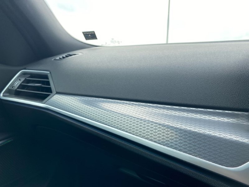 2025 (25) BMW 3 SERIES 320i M Sport 4dr Step Auto 4812548