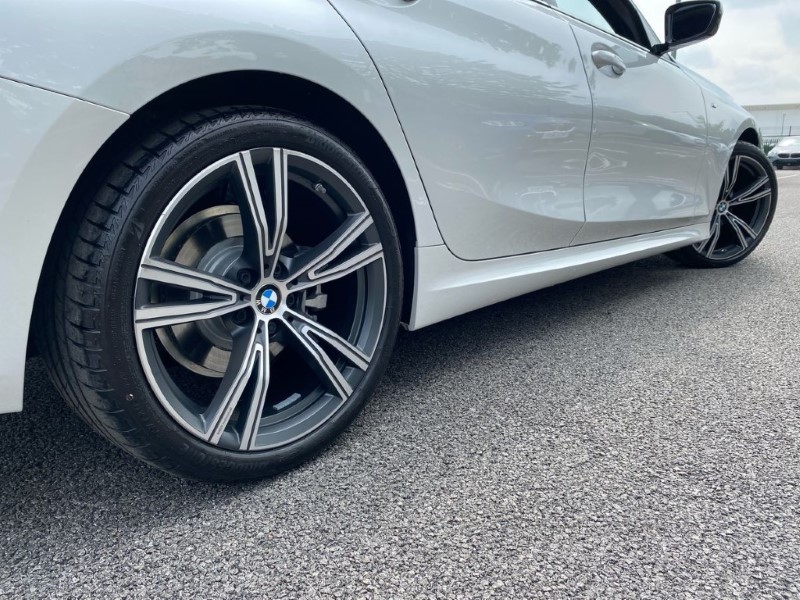 2025 (25) BMW 3 SERIES 320i M Sport 4dr Step Auto 4812562