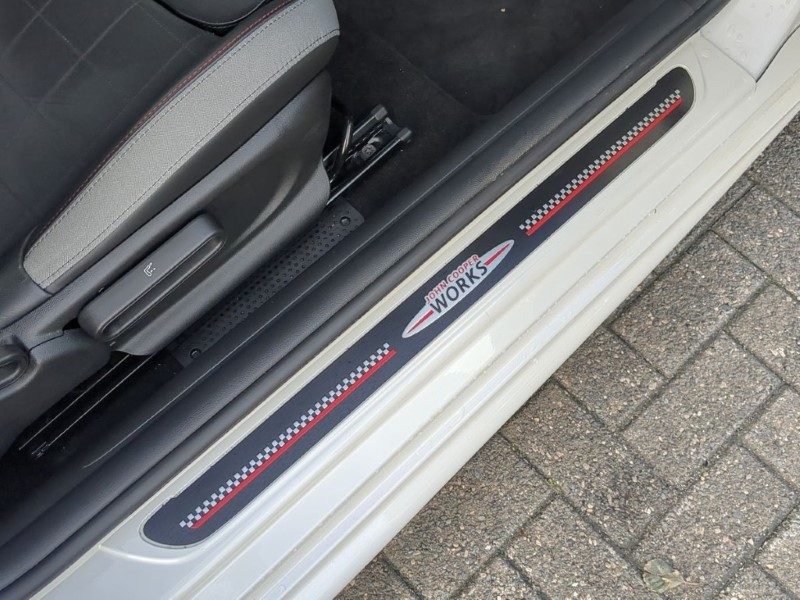 2022 (72) MINI HATCHBACK 1.5 Cooper Sport 3dr Auto 4849952