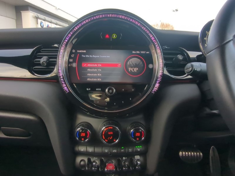 2022 (72) MINI HATCHBACK 1.5 Cooper Sport 3dr Auto 4849924