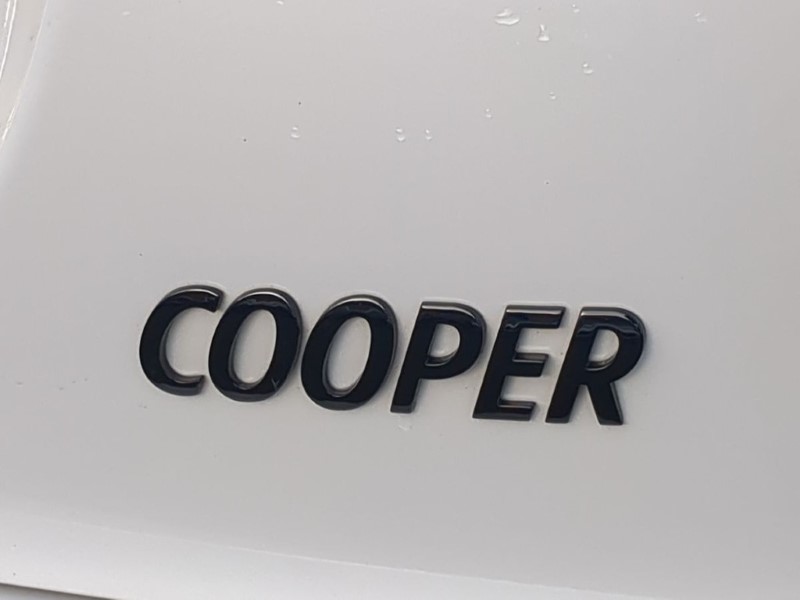 2022 (72) MINI HATCHBACK 1.5 Cooper Sport 3dr Auto 4849960