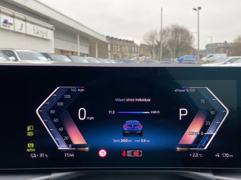 2025 (75) BMW I4 250kW eDrive40 M Sport 83.9kWh 5dr Auto 5014435