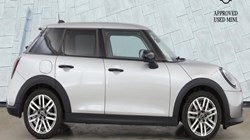 2024 (24) MINI COOPER 1.5 C Classic 5dr Auto 4877917