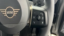 2024 (24) MINI COOPER 1.5 C Classic 5dr Auto 4877932