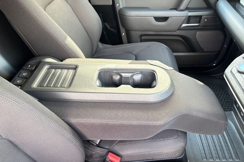 2023 (73) LAND ROVER COMMERCIAL DEFENDER 3.0 D250 Hard Top Auto [3 Seat] 5243232