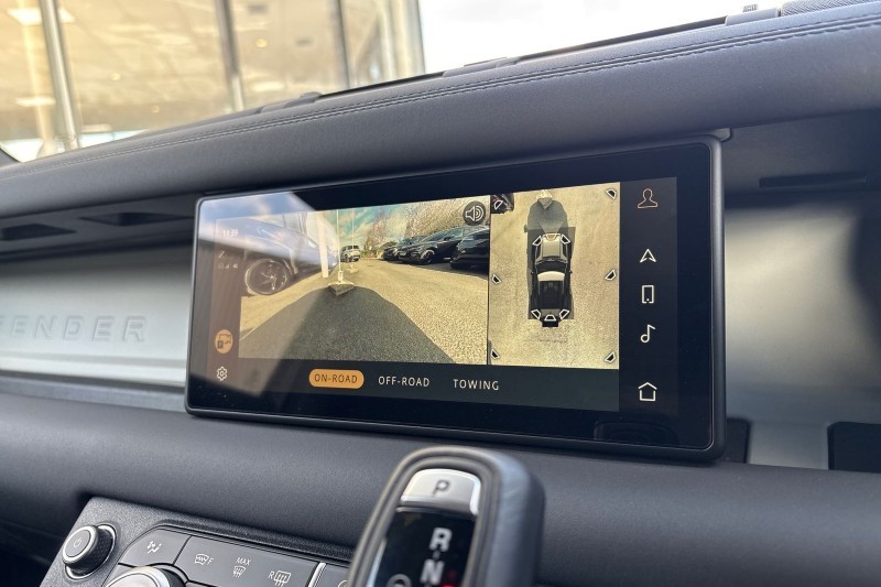 2023 (73) LAND ROVER COMMERCIAL DEFENDER 3.0 D250 Hard Top Auto [3 Seat] 5243203