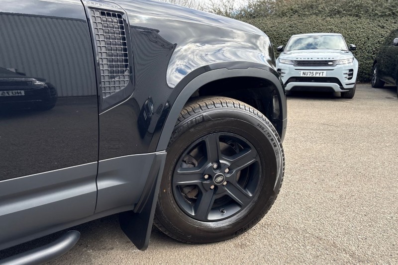 2023 (73) LAND ROVER COMMERCIAL DEFENDER 3.0 D250 Hard Top Auto [3 Seat] 5243244