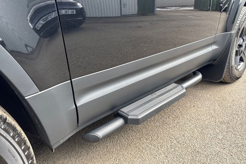 2023 (73) LAND ROVER COMMERCIAL DEFENDER 3.0 D250 Hard Top Auto [3 Seat] 5243247