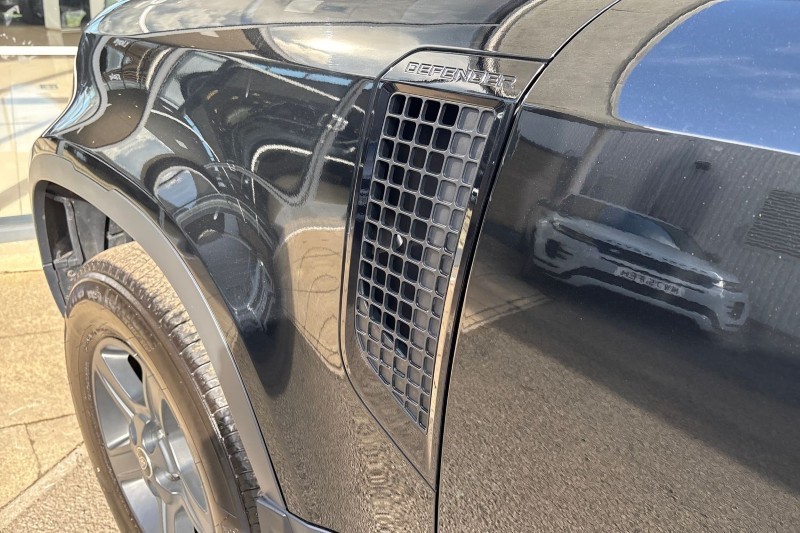 2023 (73) LAND ROVER COMMERCIAL DEFENDER 3.0 D250 Hard Top Auto [3 Seat] 5243211