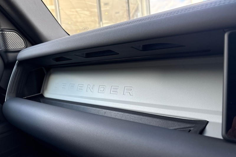 2023 (73) LAND ROVER COMMERCIAL DEFENDER 3.0 D250 Hard Top Auto [3 Seat] 5243230