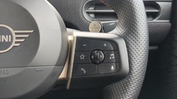 2024 (74) MINI COOPER 2.0 S Sport 5dr Auto 4869675