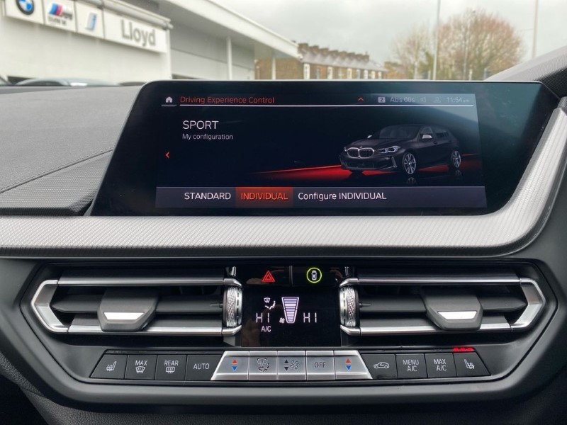 2022 (71) BMW 1 SERIES M135i xDrive 5dr Step Auto 4992852