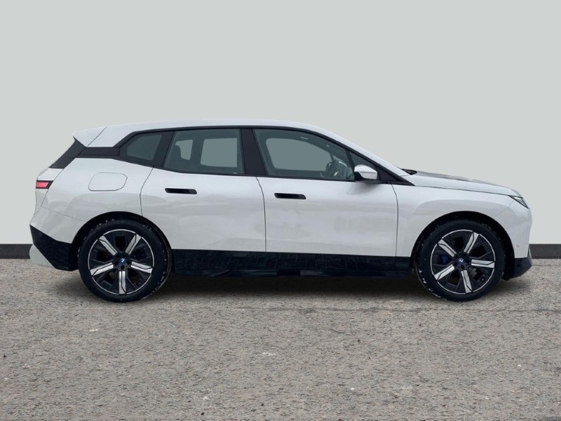2022 (72) BMW iX 240kW xDrive40 M Sport 76.6kWh 5dr Auto 4921629