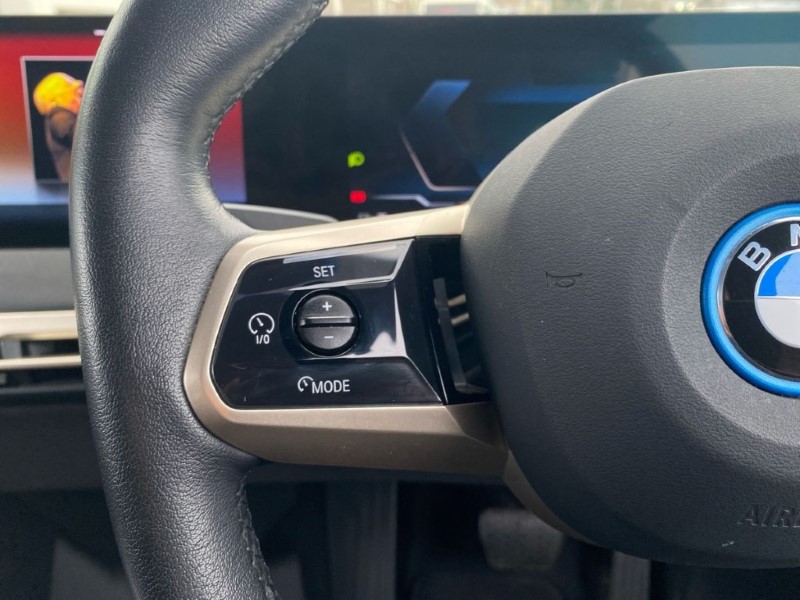 2022 (72) BMW iX 240kW xDrive40 M Sport 76.6kWh 5dr Auto 4921643