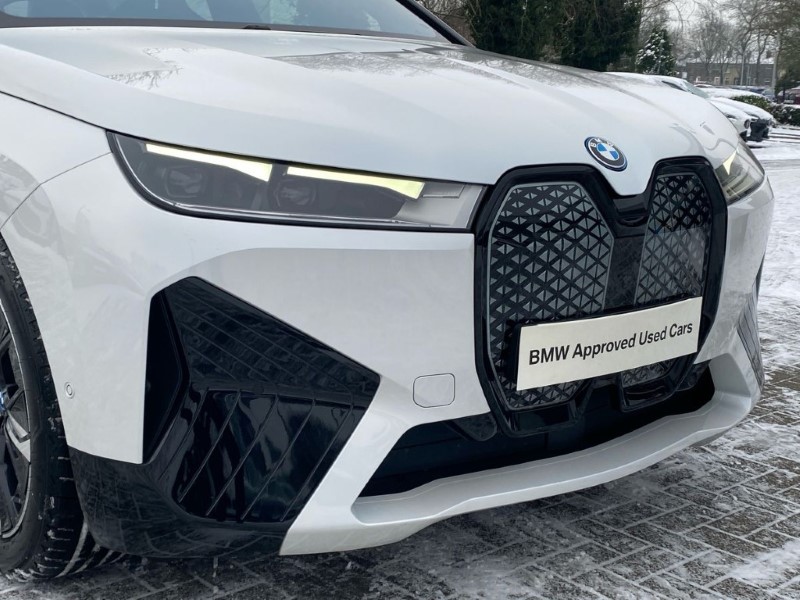 2022 (72) BMW iX 240kW xDrive40 M Sport 76.6kWh 5dr Auto 4921665