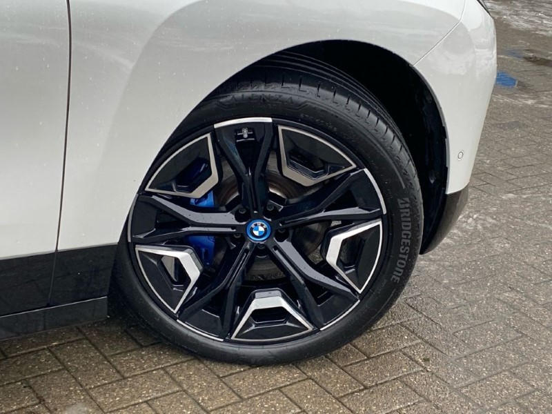 2022 (72) BMW iX 240kW xDrive40 M Sport Edition 76.6kWh 5dr Auto 4924875