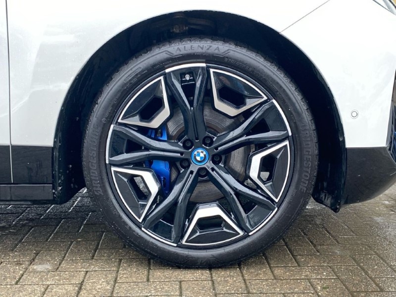 2022 (72) BMW iX 240kW xDrive40 M Sport Edition 76.6kWh 5dr Auto 4924842