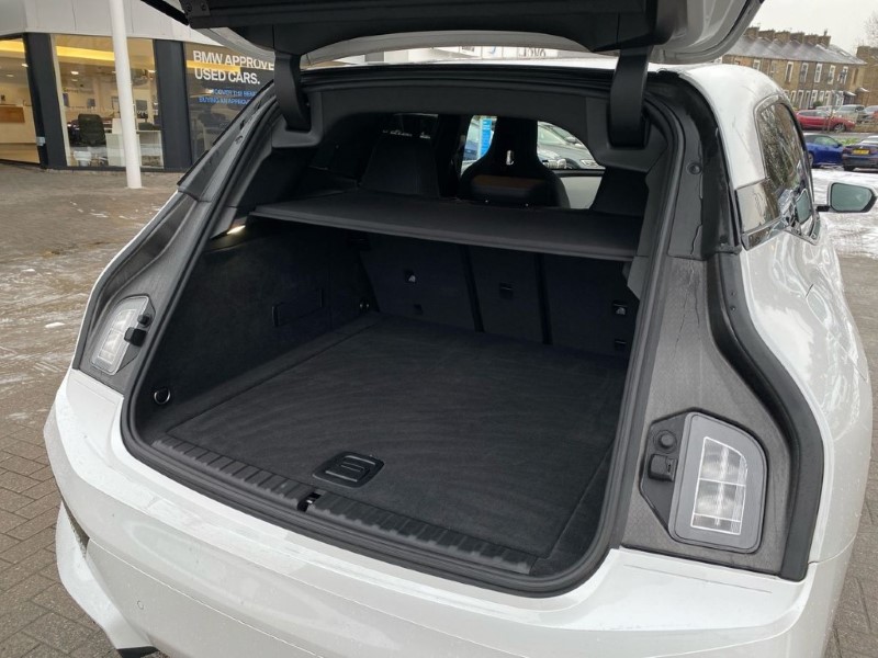 2022 (72) BMW iX 240kW xDrive40 M Sport Edition 76.6kWh 5dr Auto 4924865